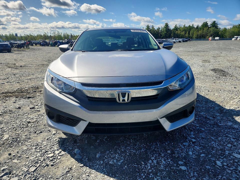 Aukcja sprzedaży 2018 Honda Civic, vin: 2HGFC2F60JH040473, numer aukcji: 68285846