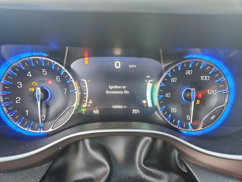 68677976 :رقم المزاد ، 2C4RC1EG9JR116850 vin ، 2018 Chrysler Pacifica مزاد بيع