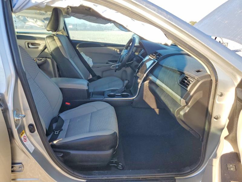 2015 Toyota Camry მანქანა იყიდება აუქციონზე, vin: 4T1BF1FK7FU977848, აუქციონის ნომერი: 70663376