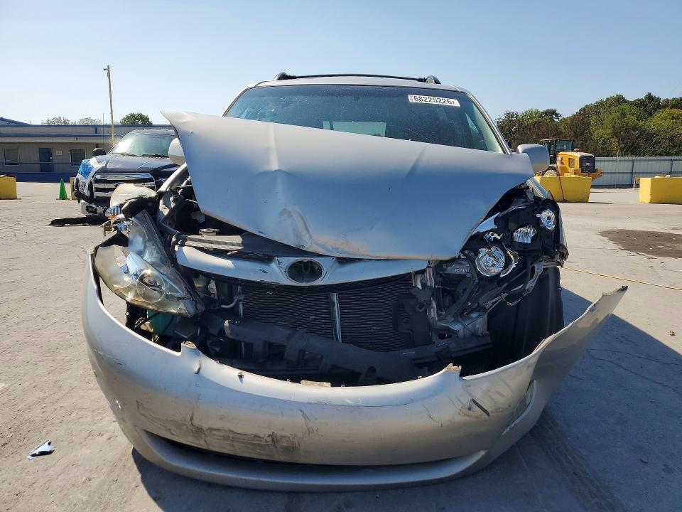 2010 Toyota Sienna მანქანა იყიდება აუქციონზე, vin: 5TDYK4CC4AS339188, აუქციონის ნომერი: 68225226