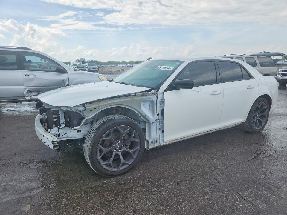 68179406 :رقم المزاد ، 2C3CCAAG6KH612129 vin ، 2019 Chrysler 300 مزاد بيع