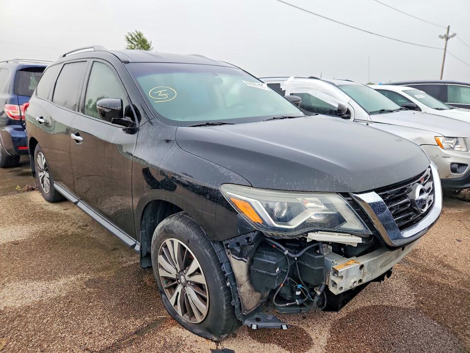 67299126 :رقم المزاد ، 5N1DR2MN1HC904910 vin ، 2017 Nissan Pathfinder مزاد بيع