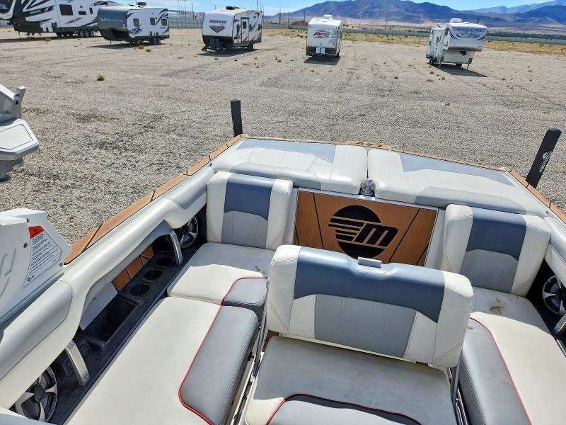 69427016 :رقم المزاد ، MB2H4762J920 vin ، 2020 Malibu Wakesetter مزاد بيع