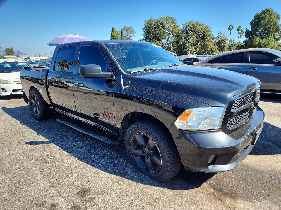 67834796 :رقم المزاد ، 1C6RR6KG2KS521276 vin ، 2019 Ram 1500 Classic مزاد بيع