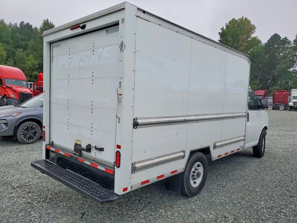 Продажа на аукционе авто 2021 Gmc Savana, vin: 1GD07RFP4M1226445        , номер лота: 67990356