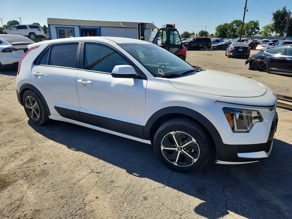 66244426 :رقم المزاد ، KNDCP3LE3S5285820 vin ، 2025 Kia Niro مزاد بيع