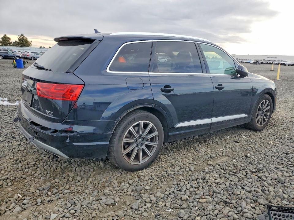 Продажа на аукционе авто 2017 Audi Q7, vin: WA1VABF79HD019941, номер лота: 69040406