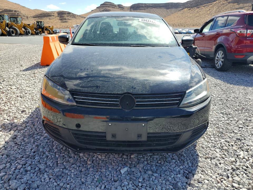 Продажа на аукционе авто 2015 Volkswagen Jetta, vin: 3VWD17AJ4FM337840, номер лота: 69431136