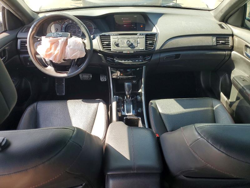 69364236 :رقم المزاد ، 1HGCR2F11HA030338 vin ، 2017 Honda Accord مزاد بيع