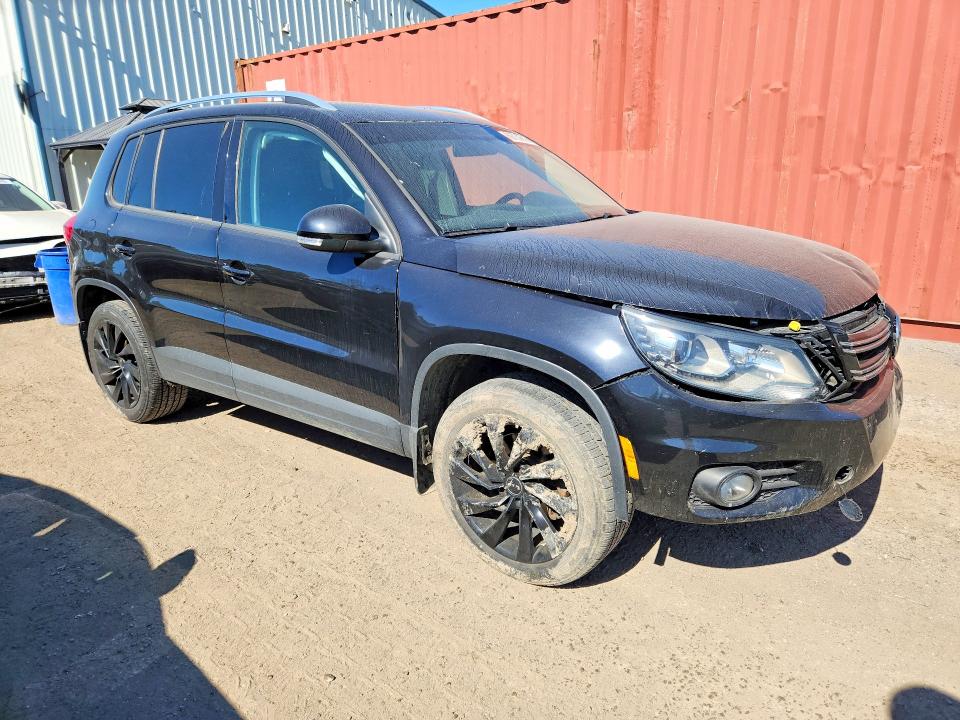 69737616 :رقم المزاد ، WVGJV7AX4FW553066 vin ، 2015 Volkswagen Tiguan مزاد بيع