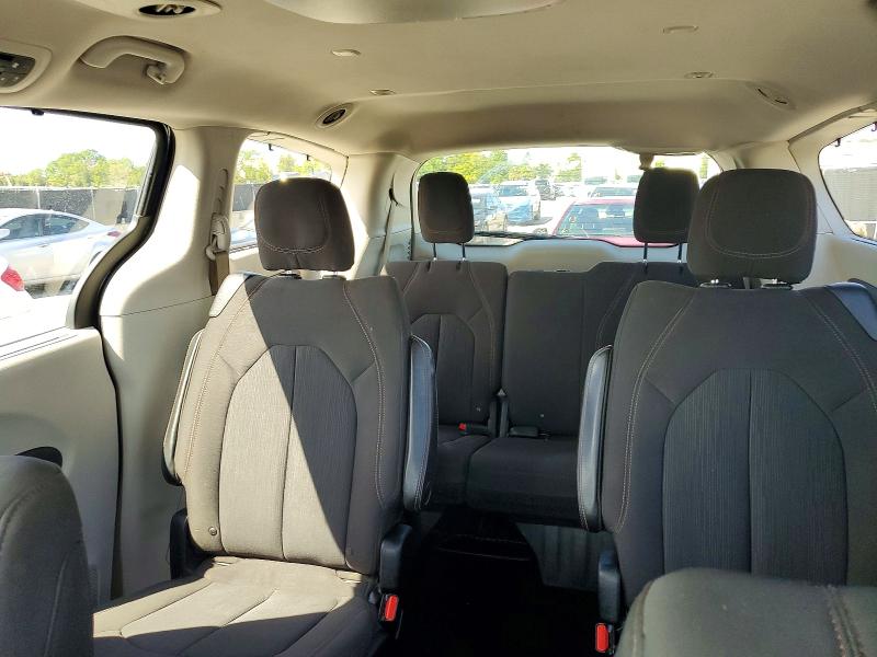 69440996 :رقم المزاد ، 2C4RC1BG7HR788436 vin ، 2017 Chrysler Pacifica مزاد بيع