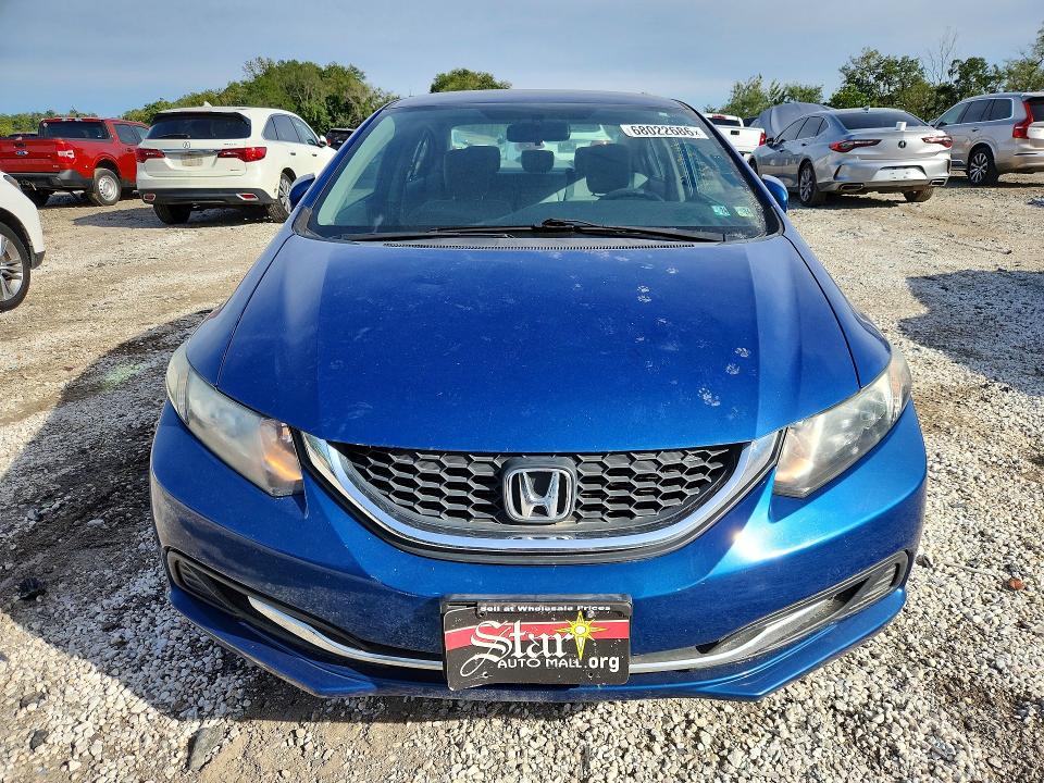 68022686 :رقم المزاد ، 19XFB2F53FE263652 vin ، 2015 Honda Civic مزاد بيع