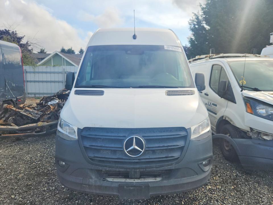 68105666 :رقم المزاد ، W1Y4NDHY3PT133876 vin ، 2023 Mercedes-benz Sprinter مزاد بيع