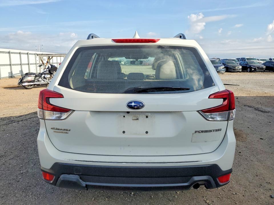 68880546 :رقم المزاد ، JF2SKACC6PH418803 vin ، 2023 Subaru Forester مزاد بيع