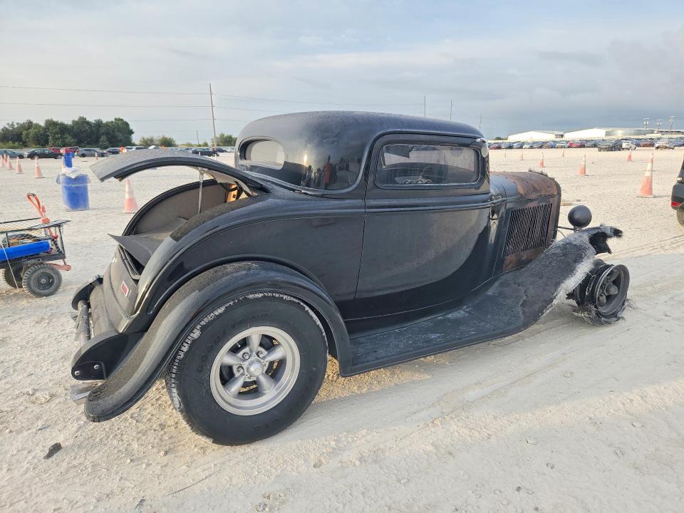 70646326 :رقم المزاد ، 181636799 vin ، 1932 Ford 2 Door Coupe مزاد بيع
