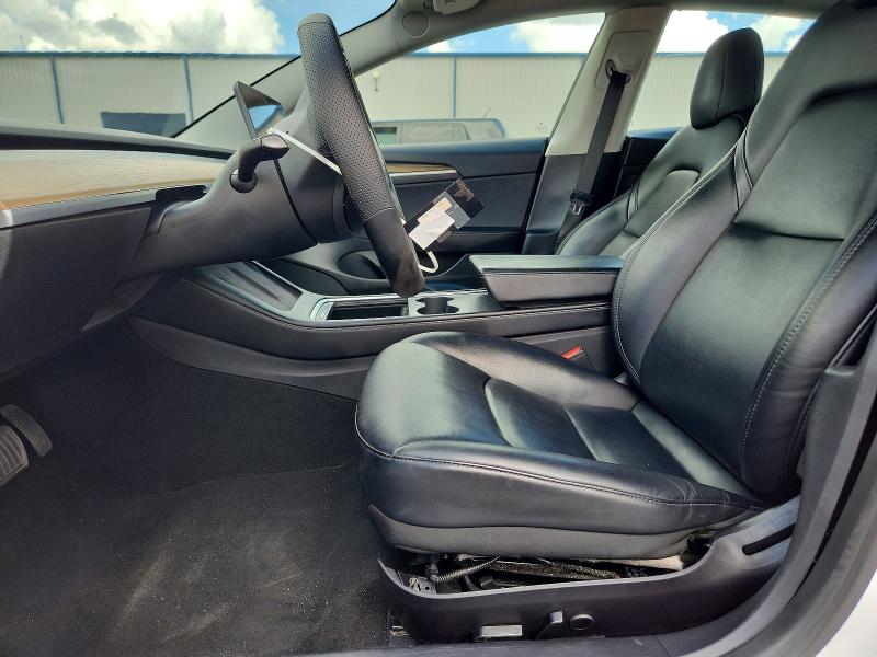 Продажа на аукционе авто 2021 Tesla Model 3, vin: 5YJ3E1EB4MF988387, номер лота: 68840386