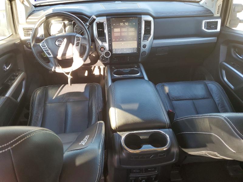 69878526 :رقم المزاد ، 1N6AA1E50HN551102 vin ، 2017 Nissan Titan مزاد بيع