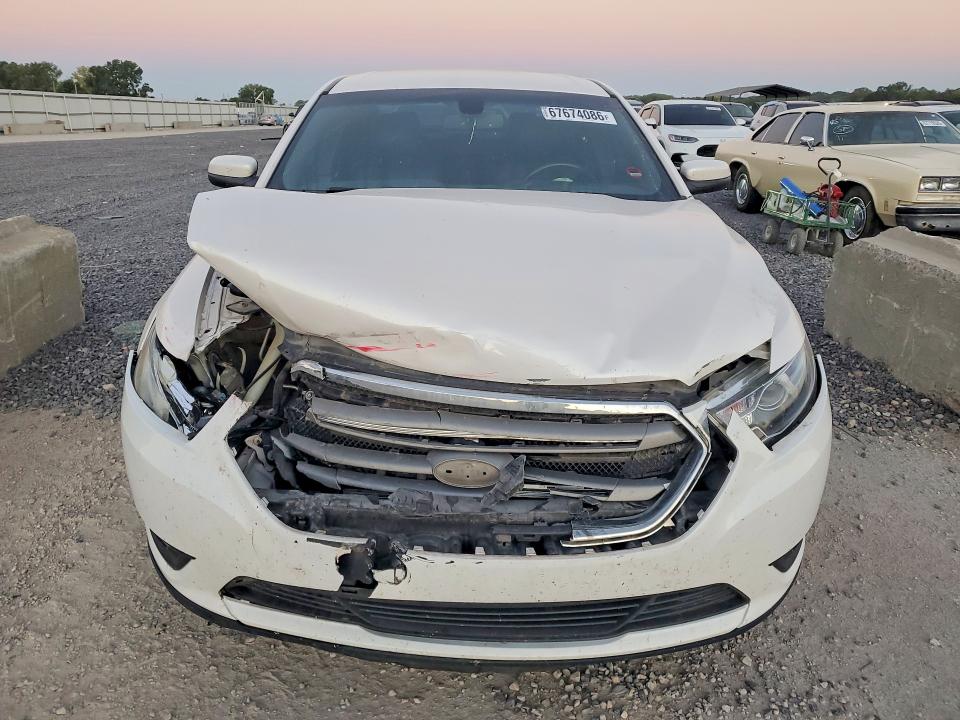 67674086 :رقم المزاد ، 1FAHP2H85FG128793 vin ، 2015 Ford Taurus مزاد بيع