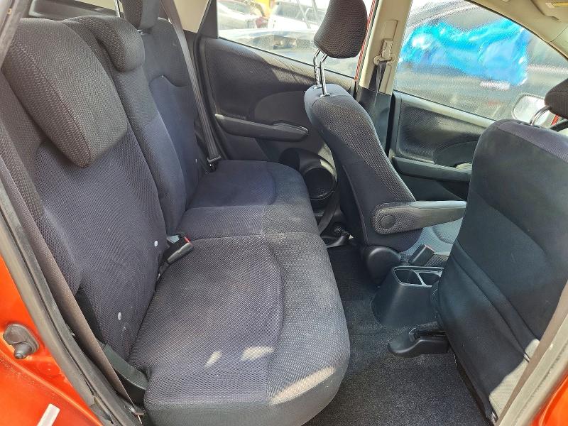 68697186 :رقم المزاد ، JHMGE8H53CC012806 vin ، 2012 Honda Fit مزاد بيع