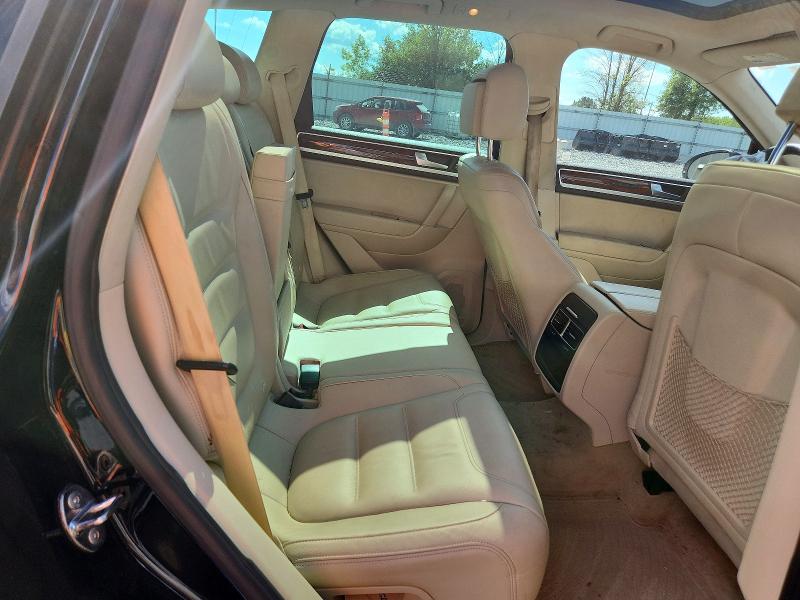 68385586 :رقم المزاد ، WVGEK9BP4CD011557 vin ، 2012 Volkswagen Touareg مزاد بيع