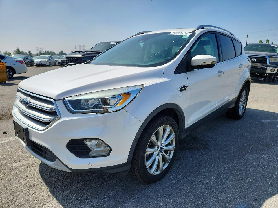Продаж на аукціоні авто 2018 Ford Escape, vin: 1FMCU9J9XJUA24668, номер лоту: 67753406