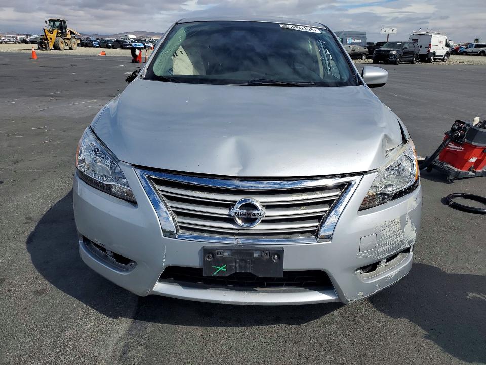 2015 Nissan Sentra მანქანა იყიდება აუქციონზე, vin: 3N1AB7AP6FY216097, აუქციონის ნომერი: 65956466