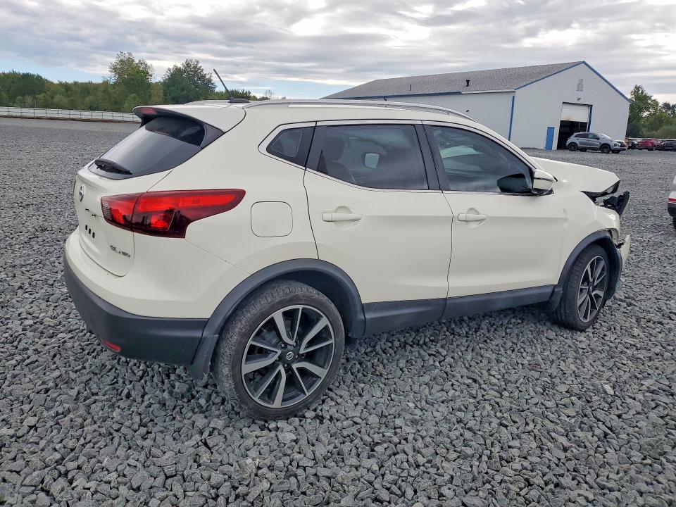 2017 Nissan Rogue Sport მანქანა იყიდება აუქციონზე, vin: JN1BJ1CR2HW107116, აუქციონის ნომერი: 69581356