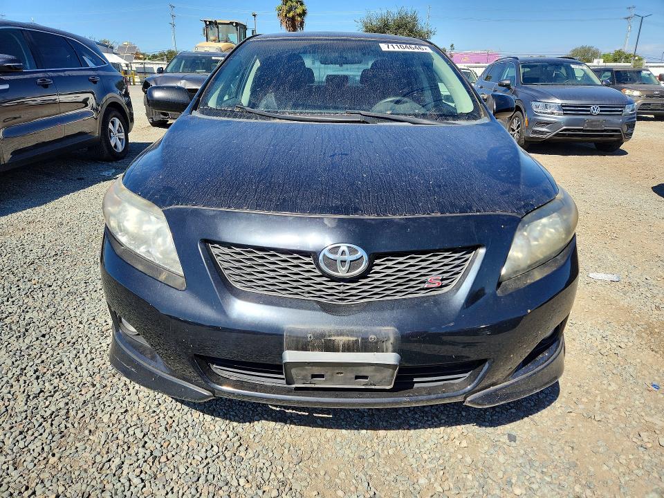 71104646 :رقم المزاد ، 2T1BU4EE7AC527226 vin ، 2010 Toyota Corolla مزاد بيع