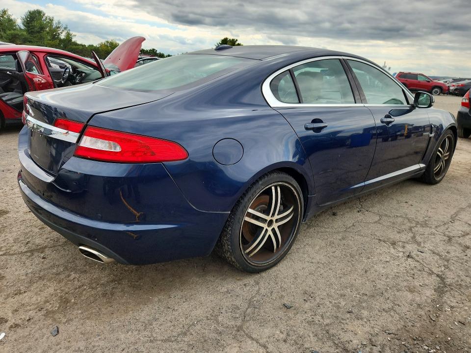 70707266 :رقم المزاد ، SAJWA0FB9BLS07120 vin ، 2011 Jaguar Xf مزاد بيع