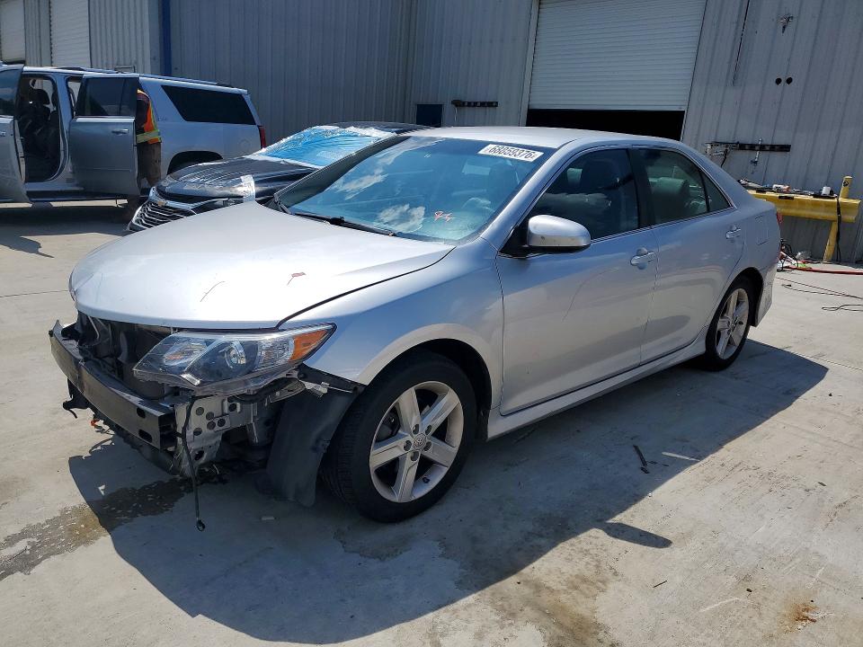 68859376 :رقم المزاد ، 4T1BF1FK9CU137601 vin ، 2012 Toyota Camry مزاد بيع