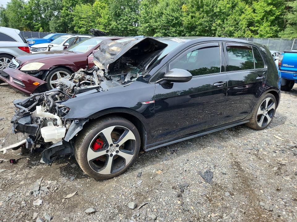 Продажа на аукционе авто 2015 Volkswagen Gti, vin: 3VW4T7AU7FM097980, номер лота: 67415106