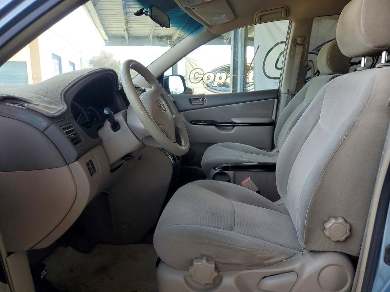 2004 Toyota Sienna მანქანა იყიდება აუქციონზე, vin: 5TDZA23C94S216437, აუქციონის ნომერი: 70453336