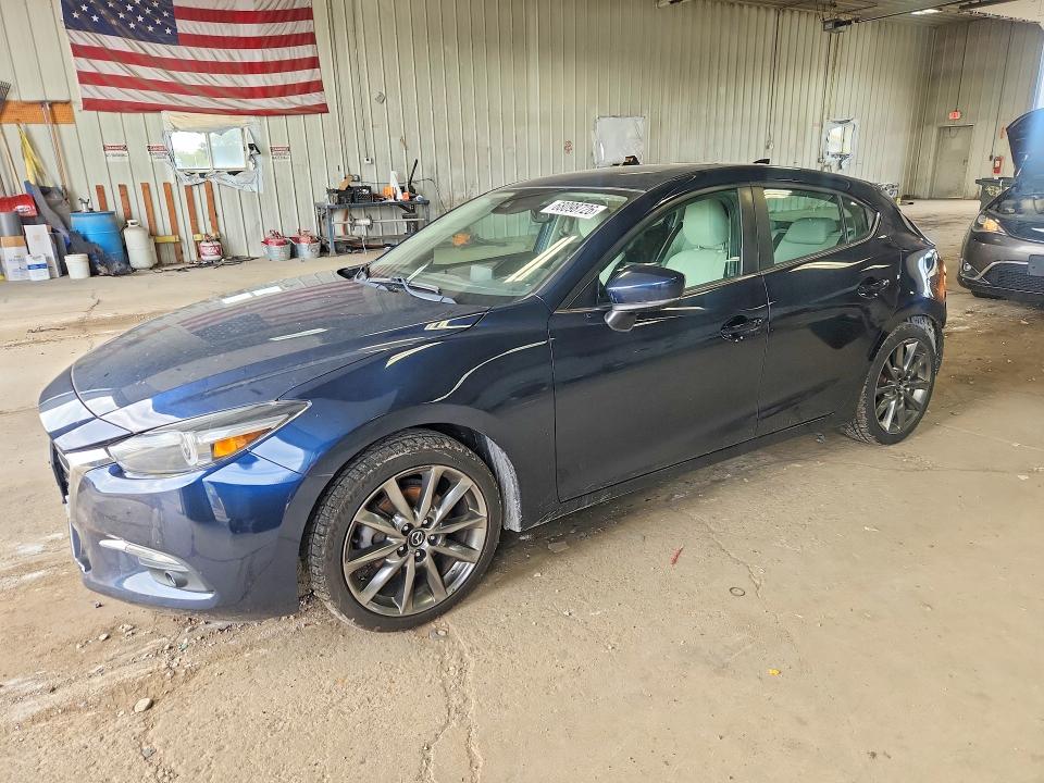 Продаж на аукціоні авто 2018 Mazda 3, vin: 3MZBN1M35JM165123, номер лоту: 68098726