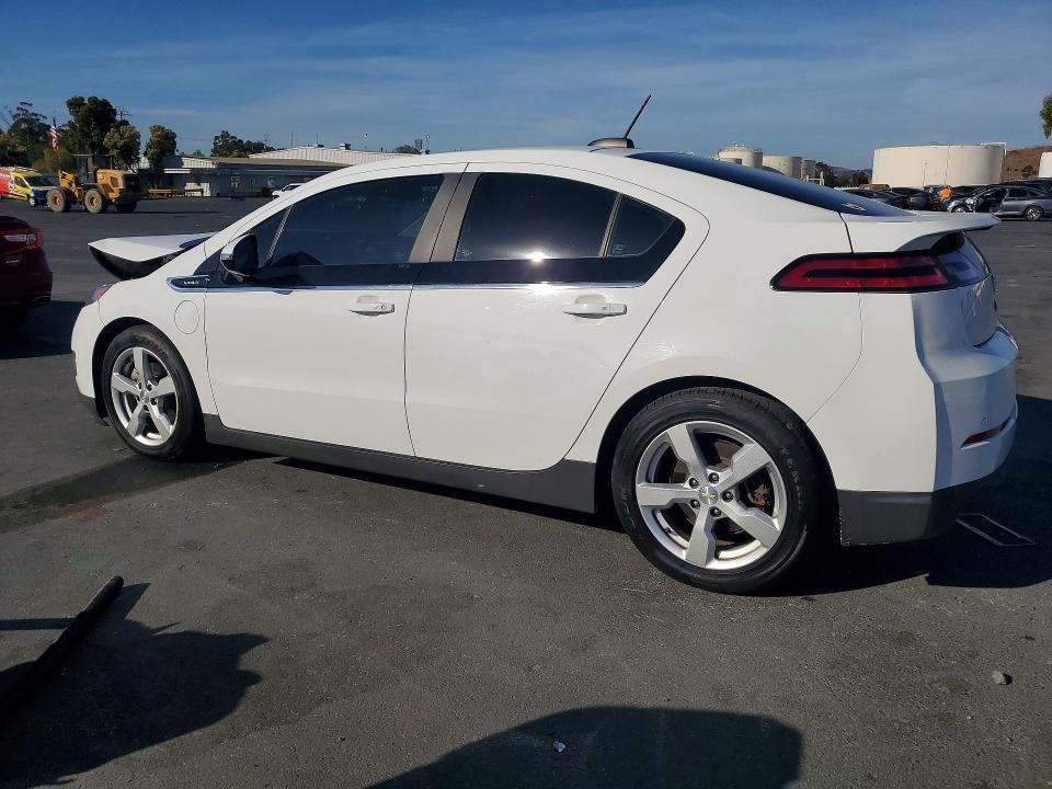 70137056 :رقم المزاد ، 1G1RD6E40FU138464 vin ، 2015 Chevrolet Volt مزاد بيع