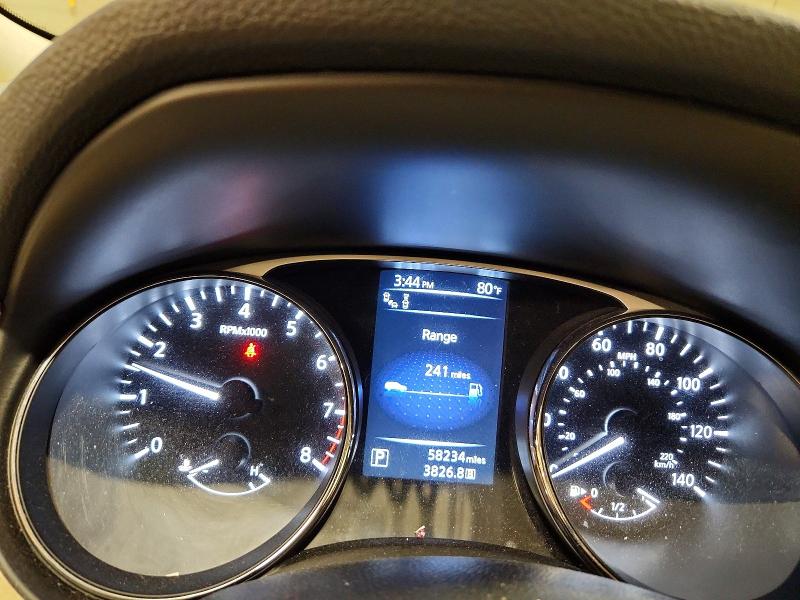 68639846 :رقم المزاد ، 5N1AT2MV4GC915564 vin ، 2016 Nissan Rogue مزاد بيع