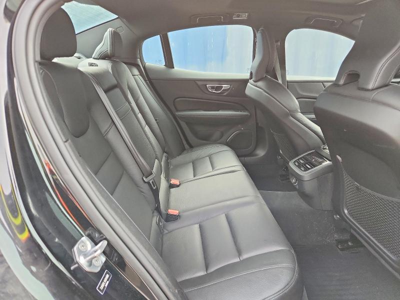 Продажа на аукционе авто 2019 Volvo S60, vin: 7JR102FL1KG014888, номер лота: 70236426