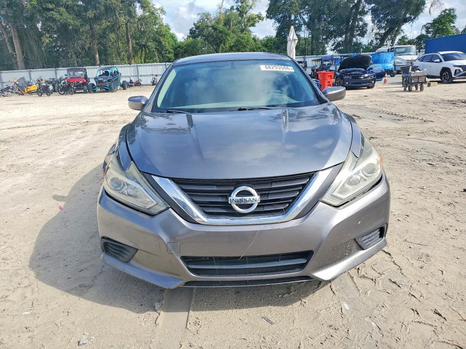 Продажа на аукционе авто 2017 Nissan Altima, vin: 1N4AL3AP5HN329001, номер лота: 68293506