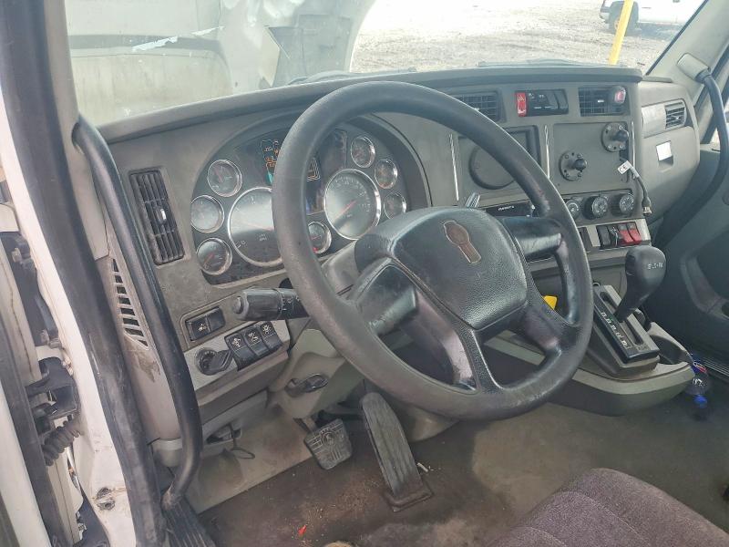 69941886 :رقم المزاد ، 1XKYA48X7FJ403375 vin ، 2015 Kenworth T680 مزاد بيع
