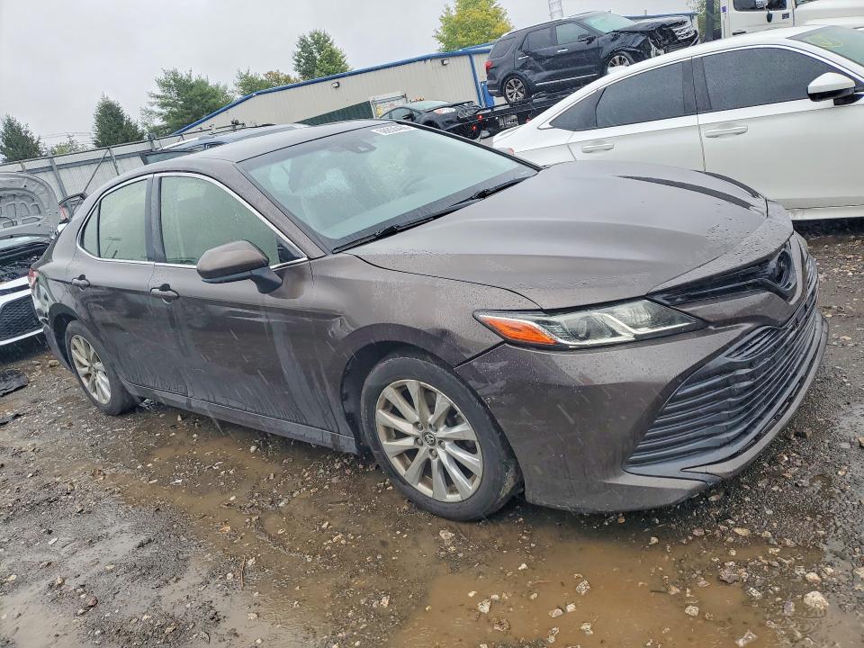 2018 Toyota Camry მანქანა იყიდება აუქციონზე, vin: JTNB11HK8J3005461, აუქციონის ნომერი: 68850466