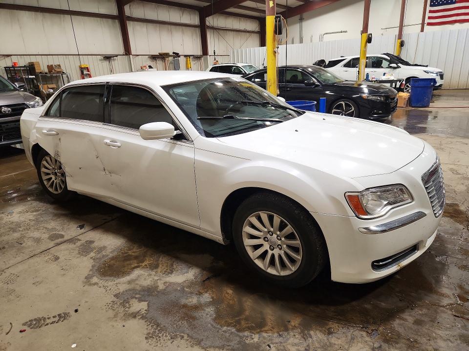 69613646 :رقم المزاد ، 2C3CCAAG5CH186192 vin ، 2012 Chrysler 300 مزاد بيع