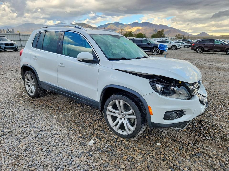 Aukcja sprzedaży 2016 Volkswagen Tiguan, vin: WVGBV7AX3GW585657, numer aukcji: 69229776