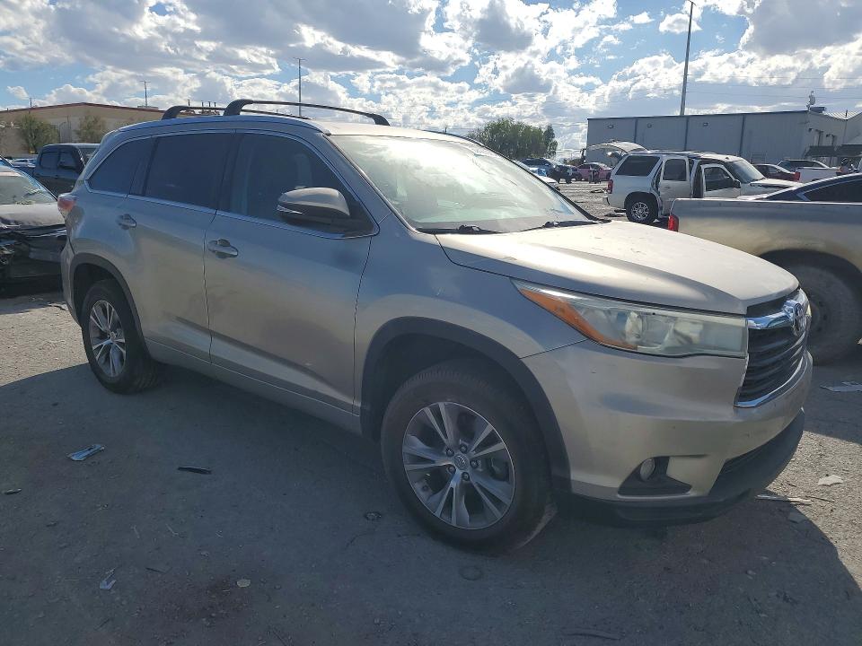 Продаж на аукціоні авто 2015 Toyota Highlander, vin: 5TDKKRFH8FS053636, номер лоту: 69426696