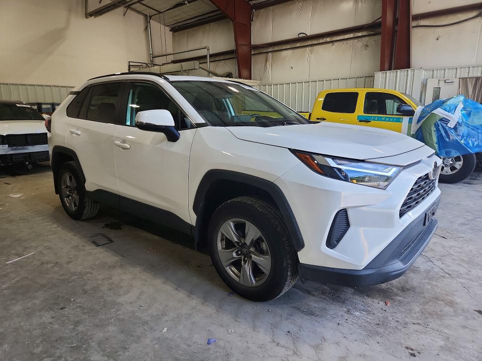 Aukcja sprzedaży 2022 Toyota Rav4, vin: 2T3P1RFV1NW293638, numer aukcji: 69928646
