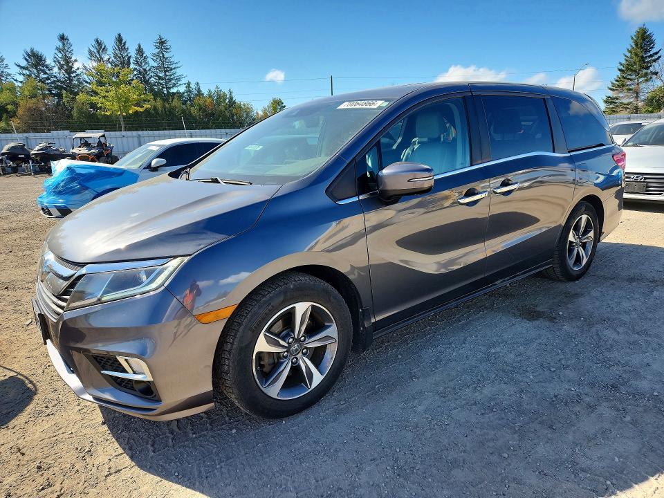70064866 :رقم المزاد ، 5FNRL6H68JB509069 vin ، 2018 Honda Odyssey مزاد بيع