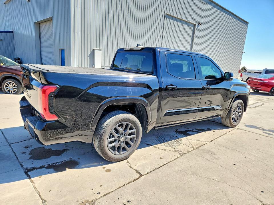 68216016 :رقم المزاد ، 5TFNA5DB6SX290945 vin ، 2025 Toyota Tundra مزاد بيع