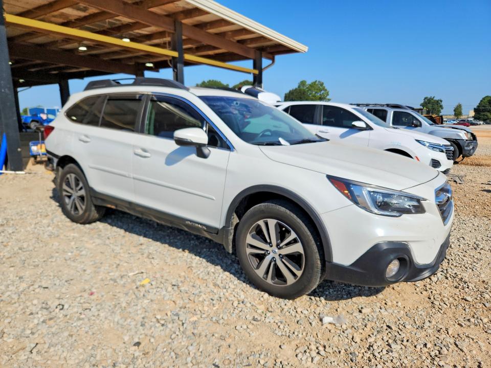68770726 :رقم المزاد ، 4S4BSENC4J3379793 vin ، 2018 Subaru Outback مزاد بيع