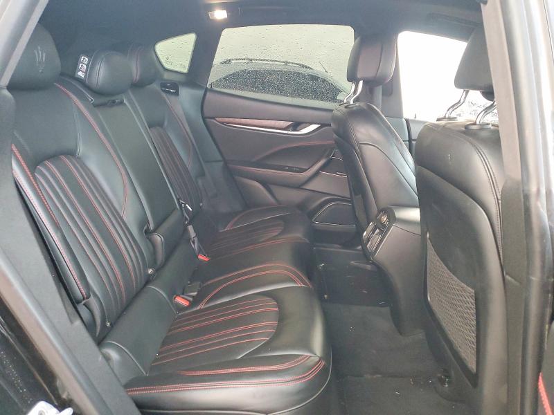 68057126 :رقم المزاد ، ZN661YUL4HX233102 vin ، 2017 Maserati Levante مزاد بيع