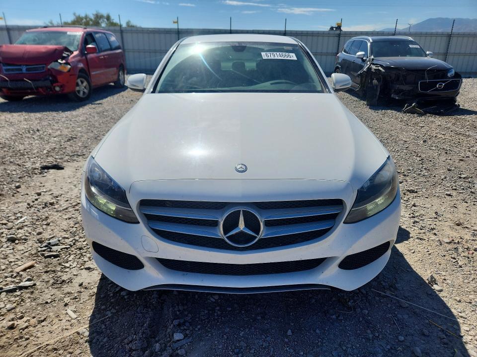 67914666 :رقم المزاد ، 55SWF4JBXFU052759 vin ، 2015 Mercedes-benz C مزاد بيع