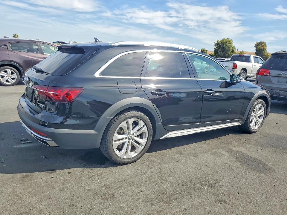 Продаж на аукціоні авто 2021 Audi A4 Allroad, vin: WA18AAF40MA005029, номер лоту: 70484996
