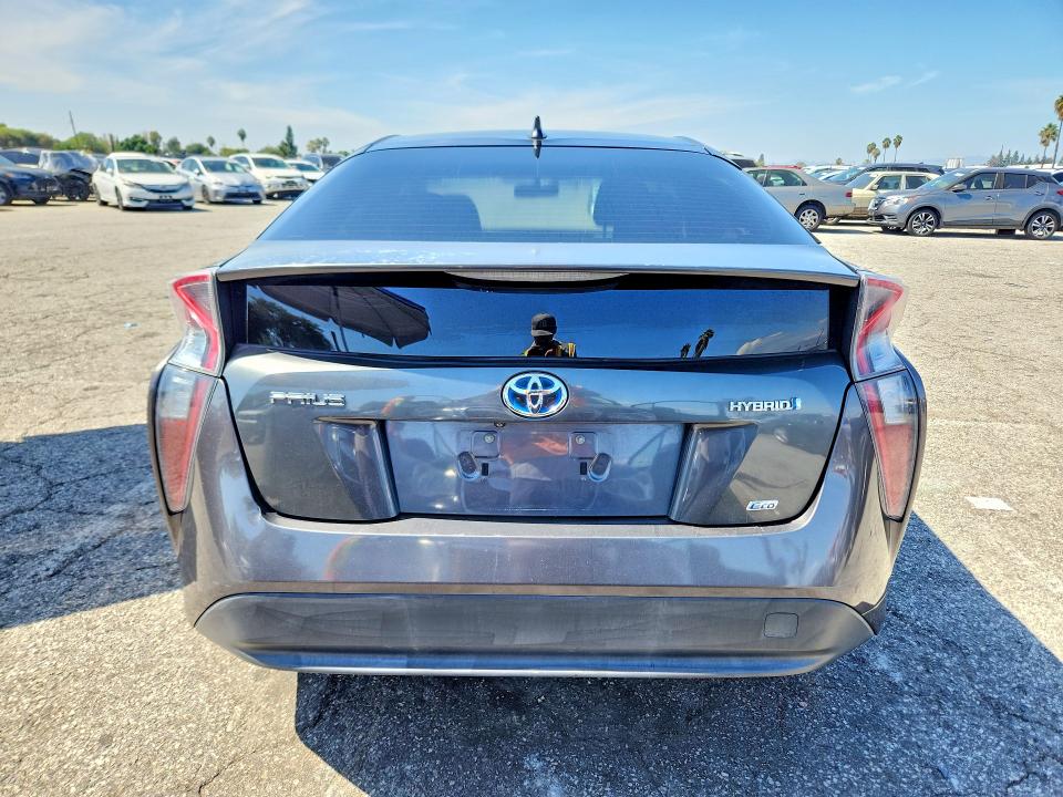 Продаж на аукціоні авто 2016 Toyota Prius, vin: JTDKARFU8G3005704, номер лоту: 70695876